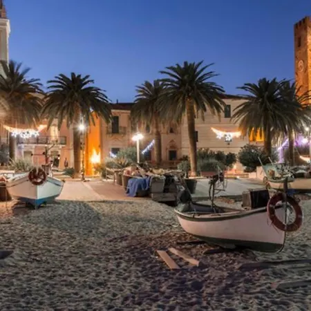 شقة Hostdomus - Casa Ester نولي