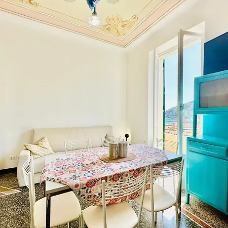 Hostdomus - Casa Ester شقة *